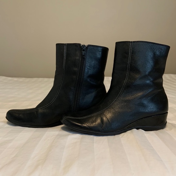 Kenneth Cole Reaction Double Very Black Leather Boots Sz 6.5M - Picture 2 of 10